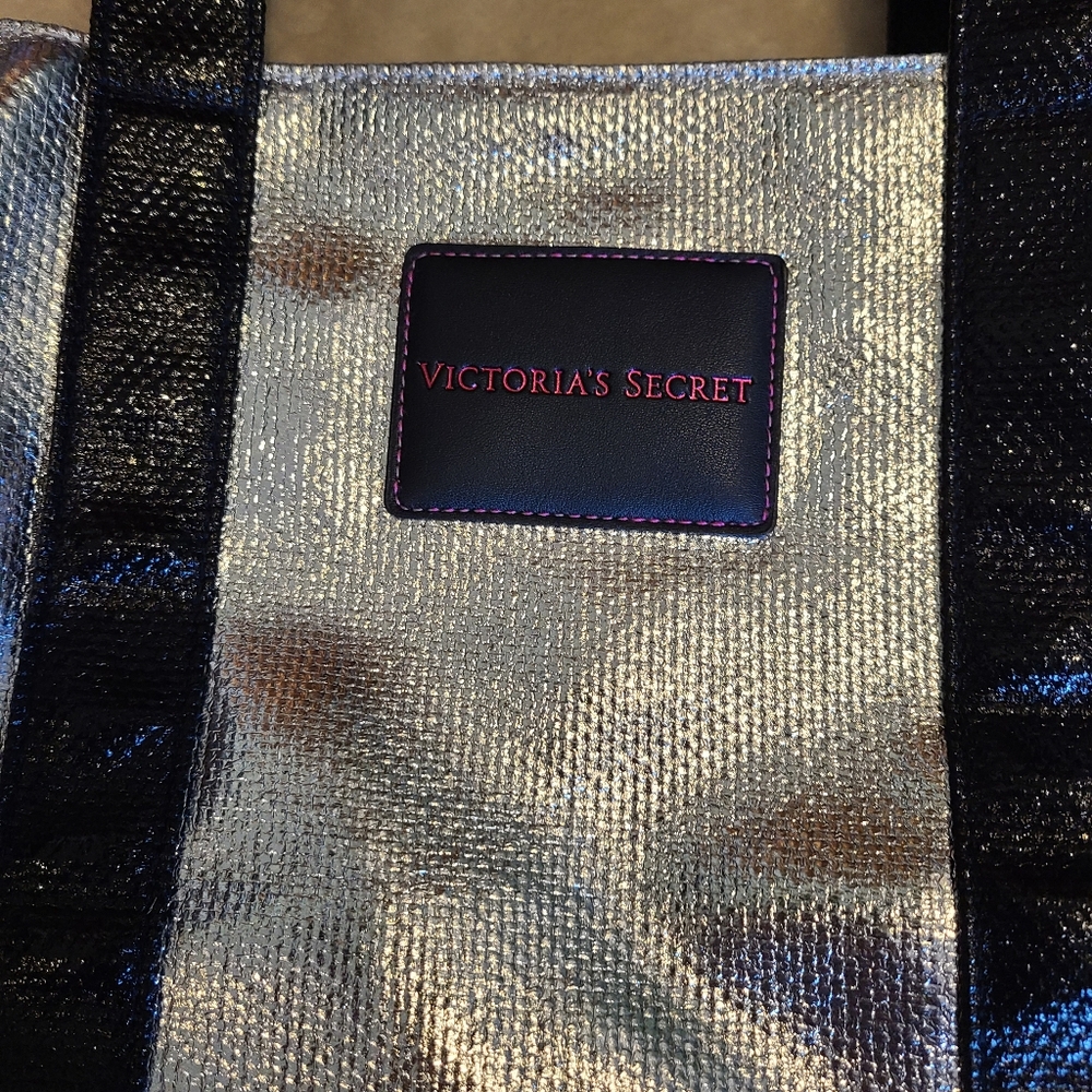 Victoria's Secret Tote Bag - Picture 2 of 5